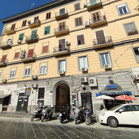 Casa Merisi Al Centro Storico Di Napoli Esterno foto